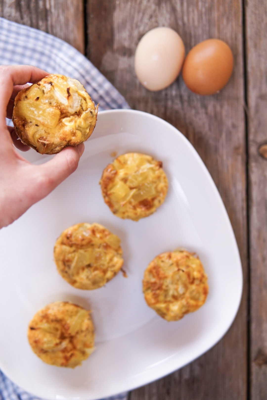 Frittatine Di Patate E Cipolle Basilico Secco